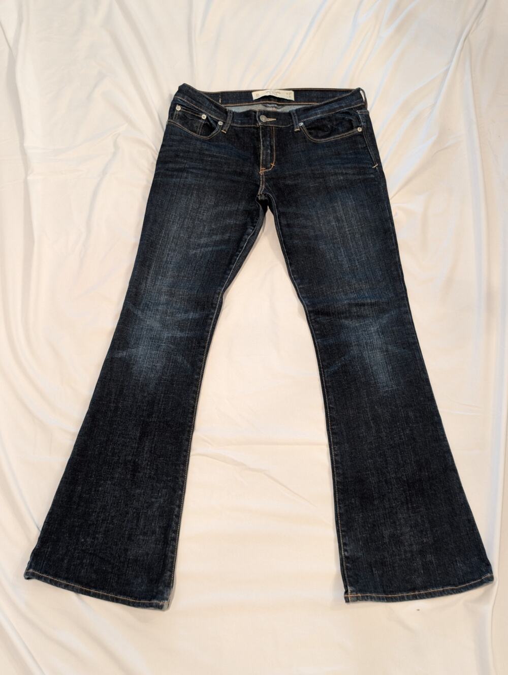 1029 - Abercrombie and Fitch Flare Jeans Dark Wash Size 4S